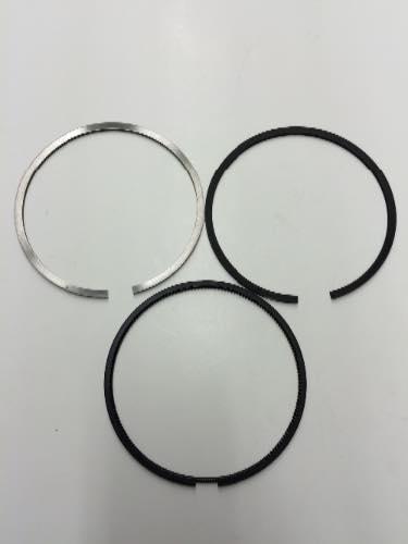 1817247C93, Navistar International, PISTON RING SET - part number 1817247C93