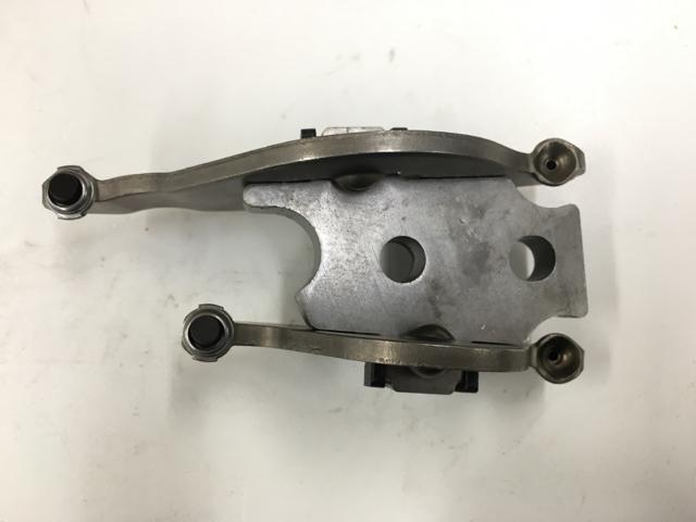 1880498C91, Navistar International, PLATE ASSY, ROCKER ARM, DUAL FULCRUM - part number 1880498C91