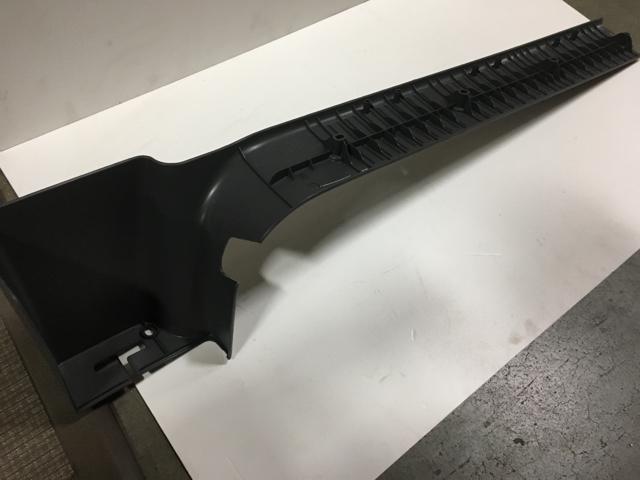 3616678C2, Navistar International, PLATE  SCUFF  STD  EXT & T/C - part number 3616678C2