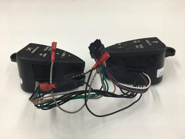 5013012R91, Navistar International, RENEWED STEERING WHEEL SWITCH - part number 5013012R91