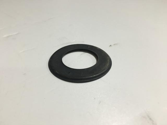 2013663C2, Navistar International, RETAINER - part number 2013663C2