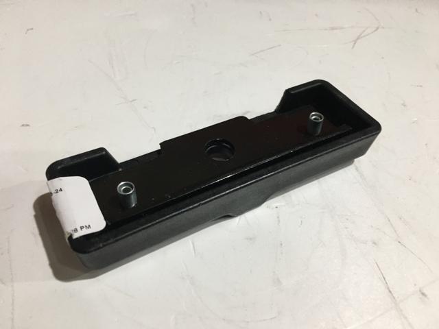 4057332C1, Navistar International, RETAINER, SIDE HOLD DOWN - part number 4057332C1