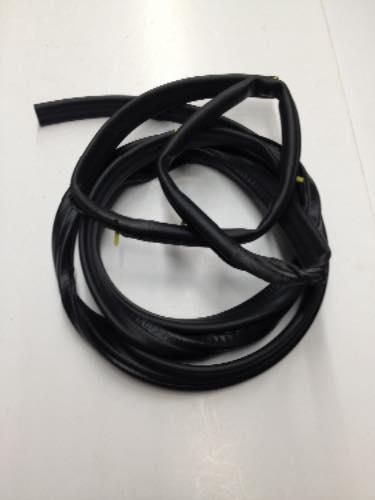 1658056C2, Navistar International, SEAL - part number 1658056C2