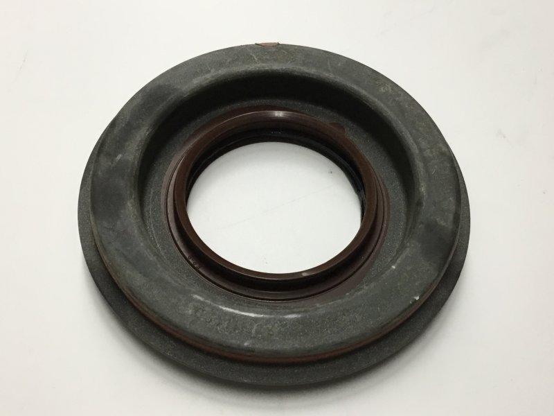 1691142C2, Navistar International, SEAL - part number 1691142C2