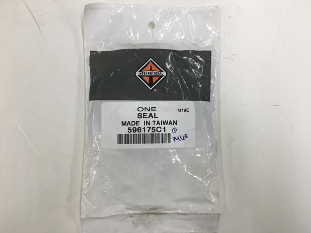 596175C1, Navistar International, SEAL - part number 596175C1