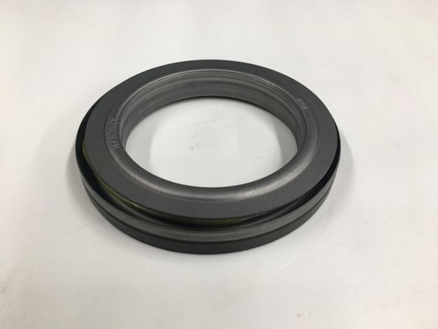 6040764C91, Navistar International, SEAL, ASSEMBLY, CRANKSHAFT FRO - part number 6040764C91