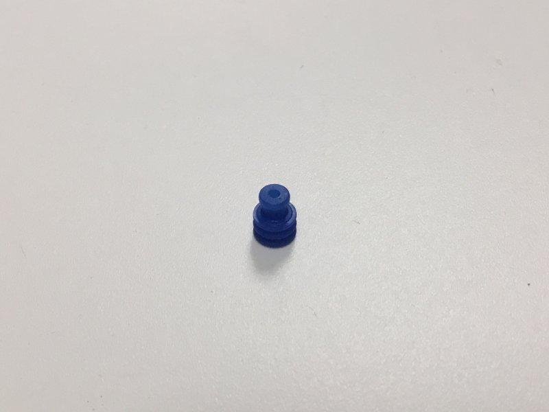 3665870C1, Navistar International, SEAL, CONNECTOR, YAZAKI 1.5MM 18GA BL - part number 3665870C1