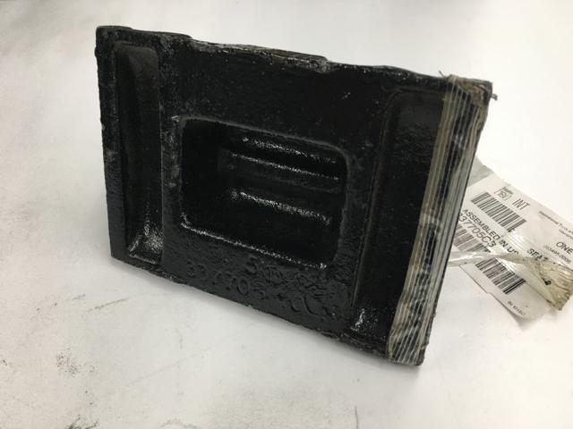 337705C3, Navistar International, SEAT, REAR SPRING U-BOLT - part number 337705C3