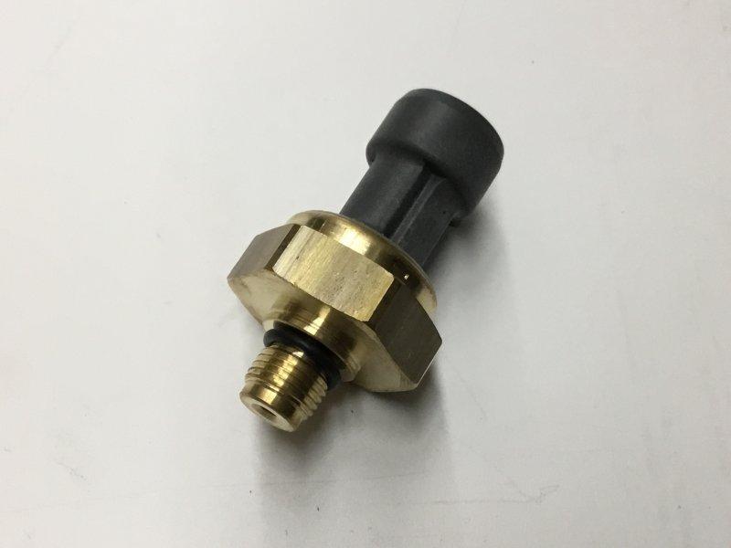1846481C92, Navistar International, SENSOR ASSY, AIR PRESSURE, INTAKE MANIFOLD - part number 1846481C92