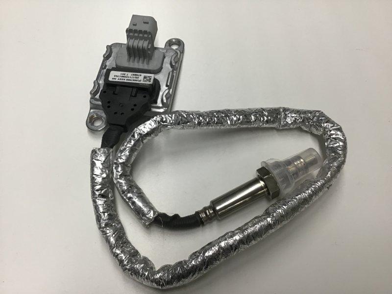 3687930, Cummins, SENSOR, NITROGEN OXIDE - 3687930