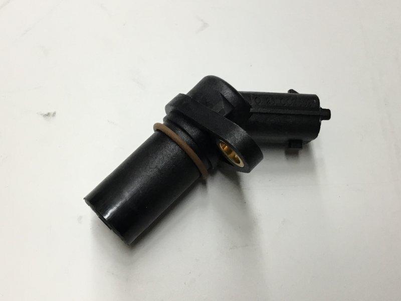 62271207038, Navistar International, SENSOR, CRANKSHAFT POSITION - part number 62271207038