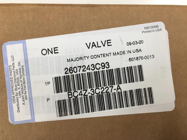 2607243C93, Navistar International, VALVE, LH SERVICE LEVELING  - part number 2607243C93