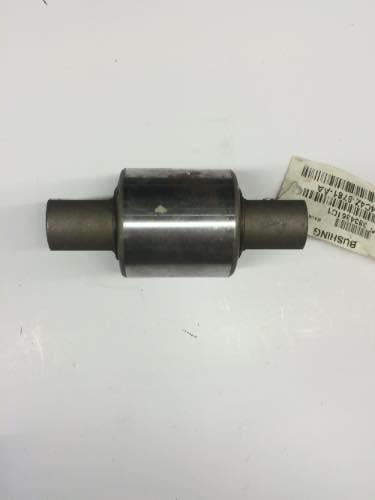 3525664C1, Navistar International, SHACKLE - part number 3525664C1