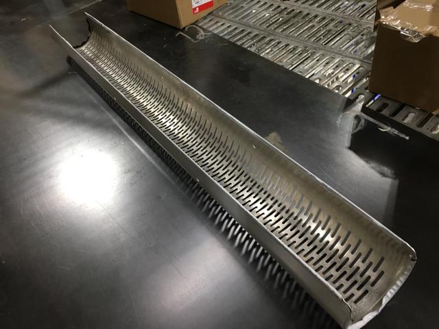 3846292C1, Navistar International, SHIELD, HEAT - part number 3846292C1