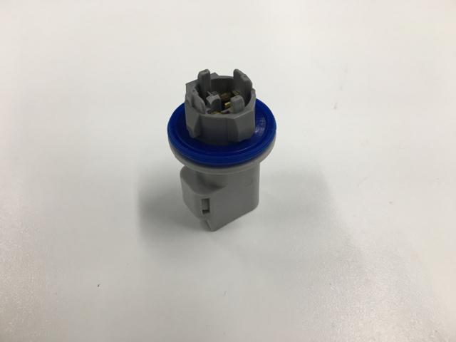 2522843C91, Navistar International, SOCKET, BULB - part number 2522843C91