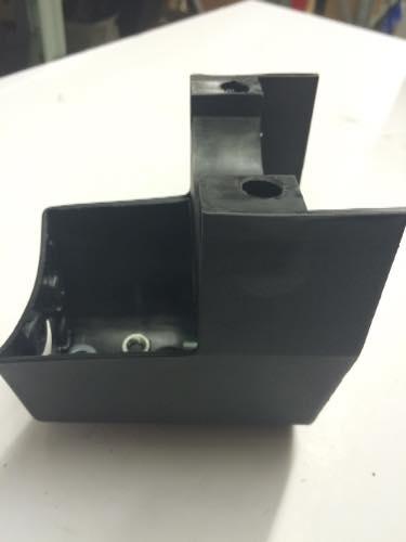 1698152C2, Navistar International, SPIKE BRACKET - part number 1698152C2