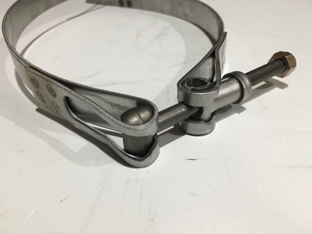 4075076C3, Navistar International, STRAP, MUFFLER SUPPORT - part number 4075076C3