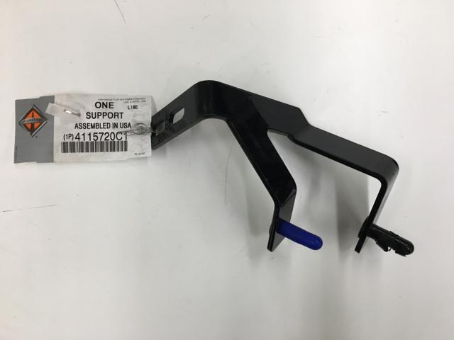 4115720C1, Navistar International, SUPPORT, EVAPORATOR TUBE UPP - 4115720C1