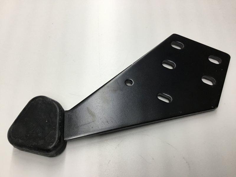 3548892C3, Navistar International, BRACKET, HOOD, LH - part number 3548892C3