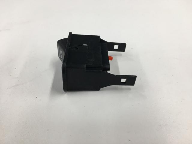 3597368C1, Navistar International, SWITCH - part number 3597368C1