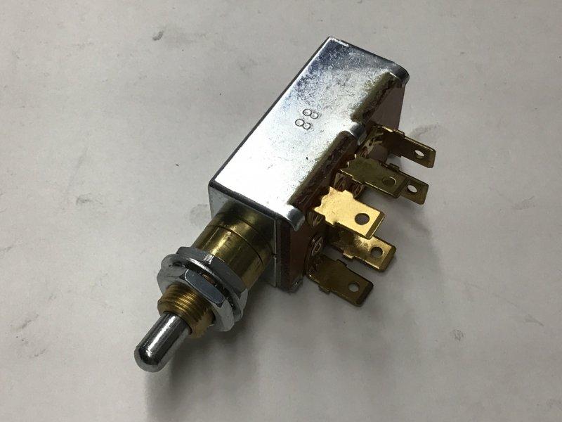 2228608C1, Navistar International, SWITCH, DOOR MOMENTARY DPDT - part number 2228608C1