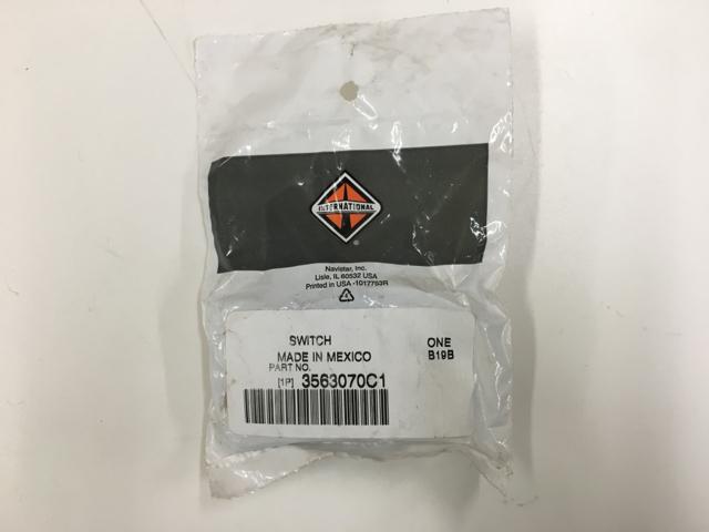 3563070C1, Navistar International, SWITCH ELEC MARKER INTERRUPT - part number 3563070C1
