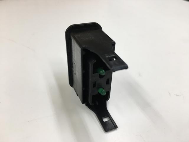 3563070C1, Navistar International, SWITCH ELEC MARKER INTERRUPT - part number 3563070C1