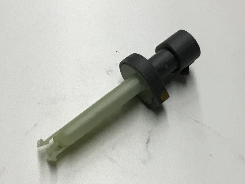 2518062C1, Navistar International, SENSOR, COOLANT LEVEL - part number 2518062C1