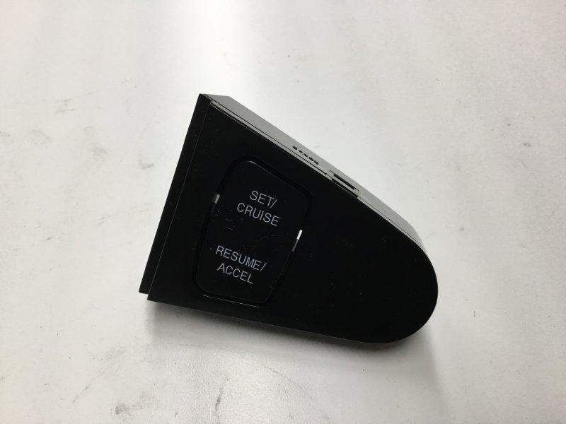 3877814C1, Navistar International, SWITCH, CRUISE CONTROL - part number 3877814C1