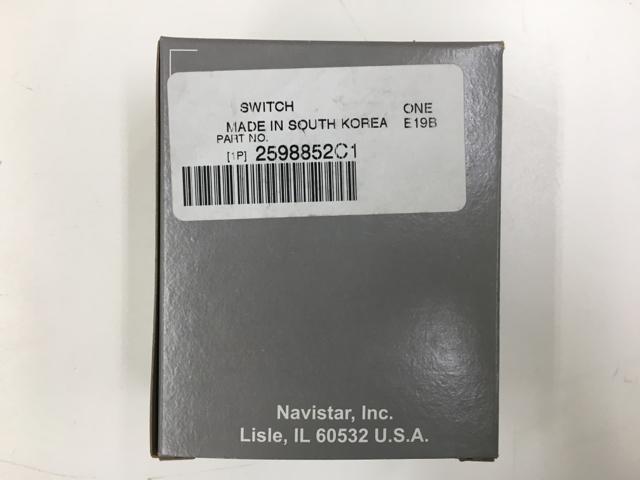2598852C1, Navistar International, SWITCH, CRUISE CONTROL/THROTTLE, STEERING WHEEL, LH - part number 2598852C1