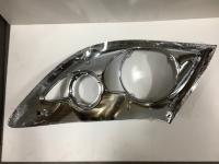 2589894C1, Navistar International, BEZEL, HEADLIGHT, LEFT - 2589894C1