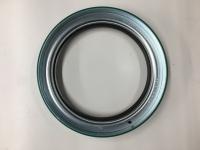 775698C91, Navistar International, SEAL, WHEEL BEARING, OIL, REAR - 775698C91