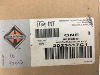 2023517C1, Navistar International, SPEEDOMETER - 2023517C1