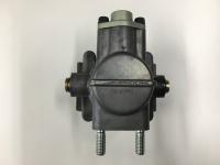 BXK021558, Bendix, VALVE, MODULATING, SPRING BRAKE, SR-7, 3/8-16, 0.94 IN. MOUNT STUD, STRAIGHT 3/8 PTC CONTROL, STRAIGHT 3/8 PTC BALANCE - BXK021558