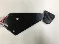 3577047C2, Navistar International, BRACKET, HOOD PIVOT - 3577047C2