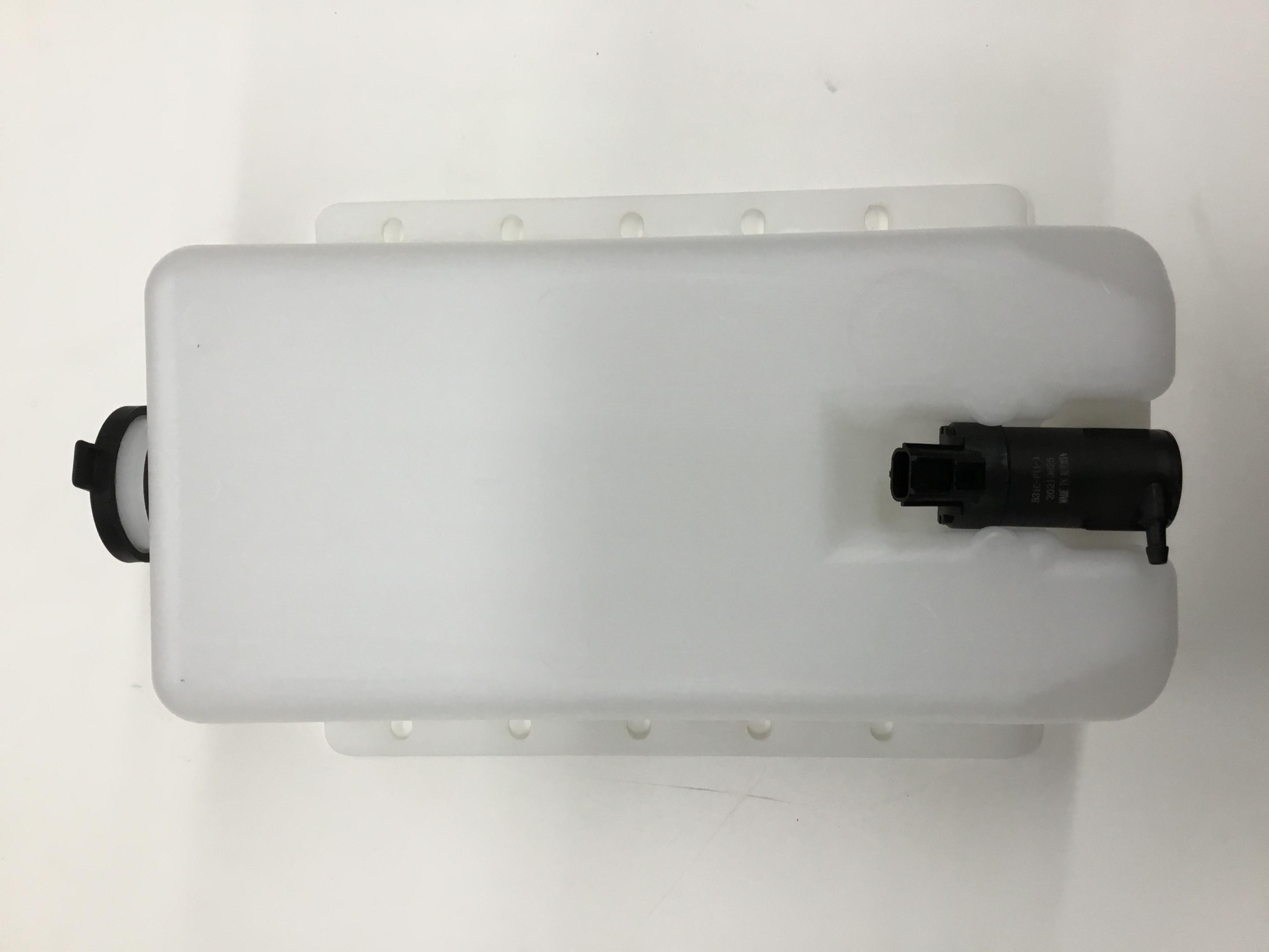 3728178C92, Navistar International, TANK, W/S WASHER W/O SENSOR - part number 3728178C92