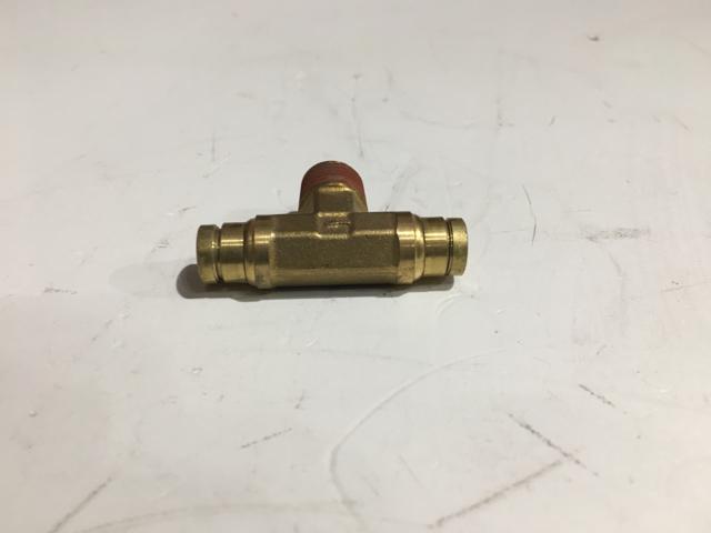 2017495C1, Navistar International, TEE QC 1/4NPT X 1/4QC X 1/4Q - part number 2017495C1