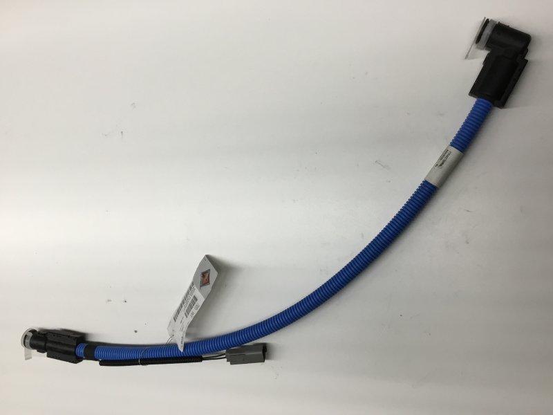 4004135C1, Navistar International, TUBE ASSEMBLY 9-GAL SUCTION - part number 4004135C1