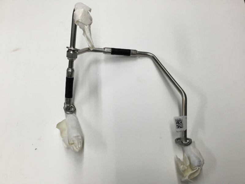 1886338C92, Navistar International, TUBE ASSY, OIL SUPPLY, TURBO - part number 1886338C92