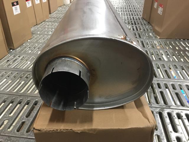 FLT86536M, Fleetrite, MUFFLER, TYPE 2 OVAL, 3.5 IN. INLET, 4.0 IN. OUTLET, 32.0 IN. BODY LENGTH (IN) - part number FLT86536M