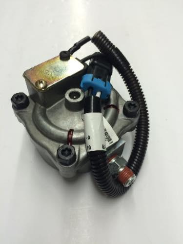 513596C92, Navistar International, VALVE - part number 513596C92