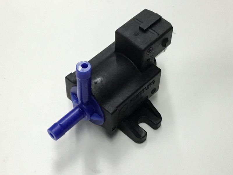 62094130008, Navistar International, VALVE BOOST CONTROL SOLENOID - part number 62094130008