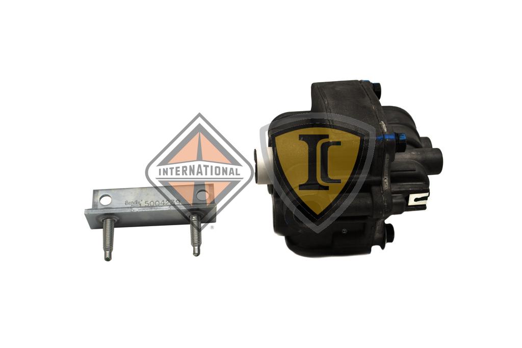 2501273C92, Navistar International, VALVE, RELAY, BRAKE, AR-2 - part number 2501273C92