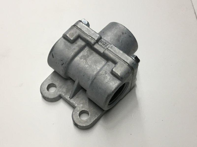 2036081C1, Navistar International, VALVE CHECK - part number 2036081C1