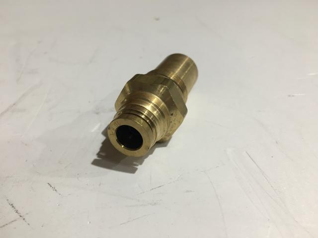 6131507C1, Navistar International, VALVE, CHECK M22 MALE X 3/8 - part number 6131507C1