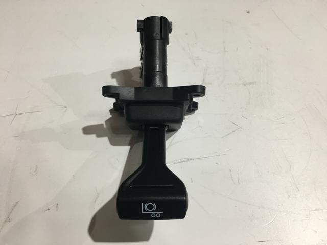 2522795C91, Navistar International, VALVE, HAND CONTROL TRAILER - part number 2522795C91