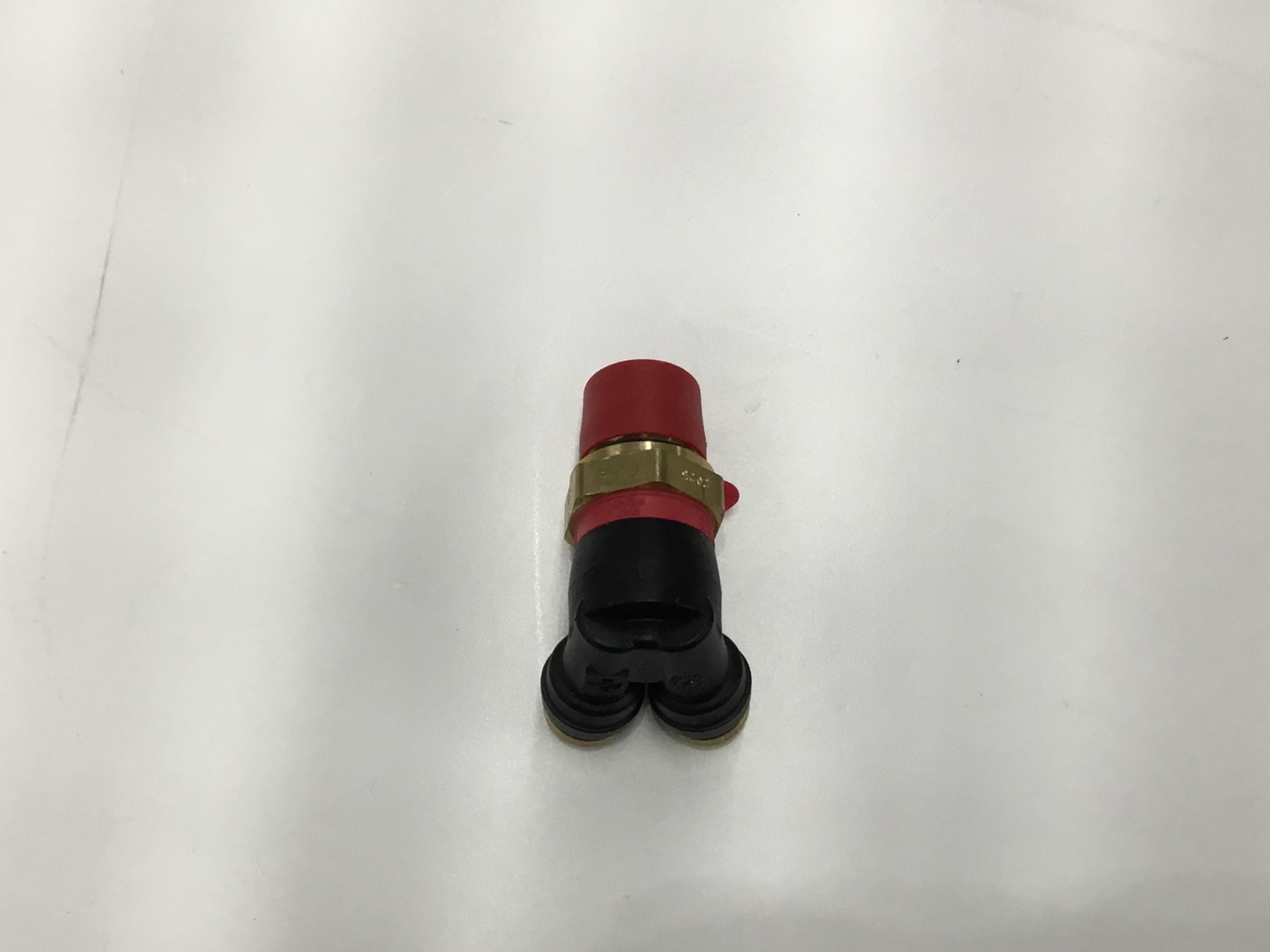 3899267C1, Navistar International, VALVE, PRESSURE , PROTECTION - part number 3899267C1