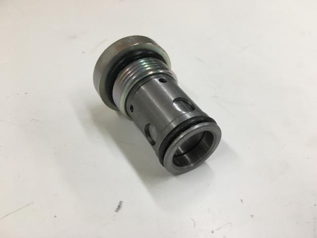 1841879C2, Navistar International, BYPASS VALVE, OIL COOLER, REGULATOR, SUPERSEDES 1841879C1 - part number 1841879C2