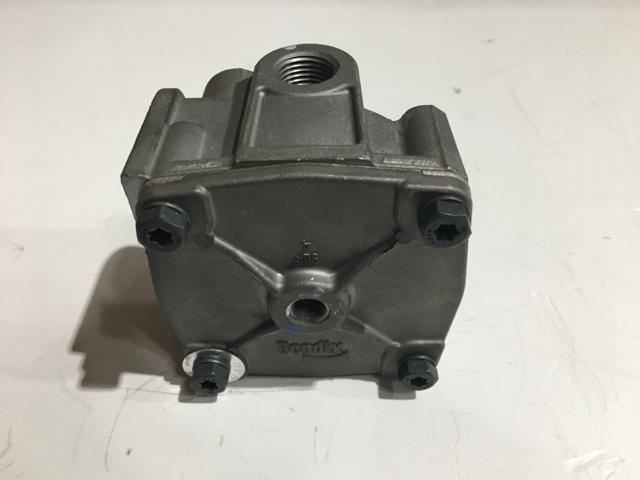 3564370C91, Navistar International, VALVE, RELAY R12 W/4.0 PSI - part number 3564370C91