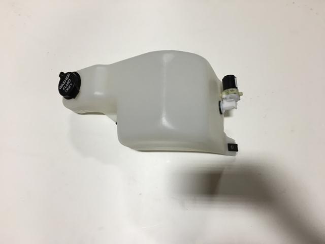 1665147C91, Navistar International, WASHER PUMP & BOTTLE - 1665147C91